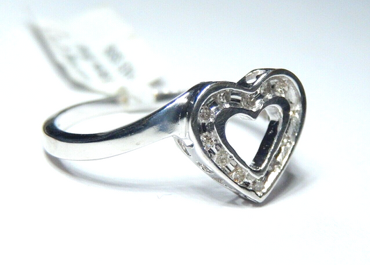 *VINTAGE*  LOVE RING - 10K White Gold Natural 12 Diamond Heart Sz 7.5