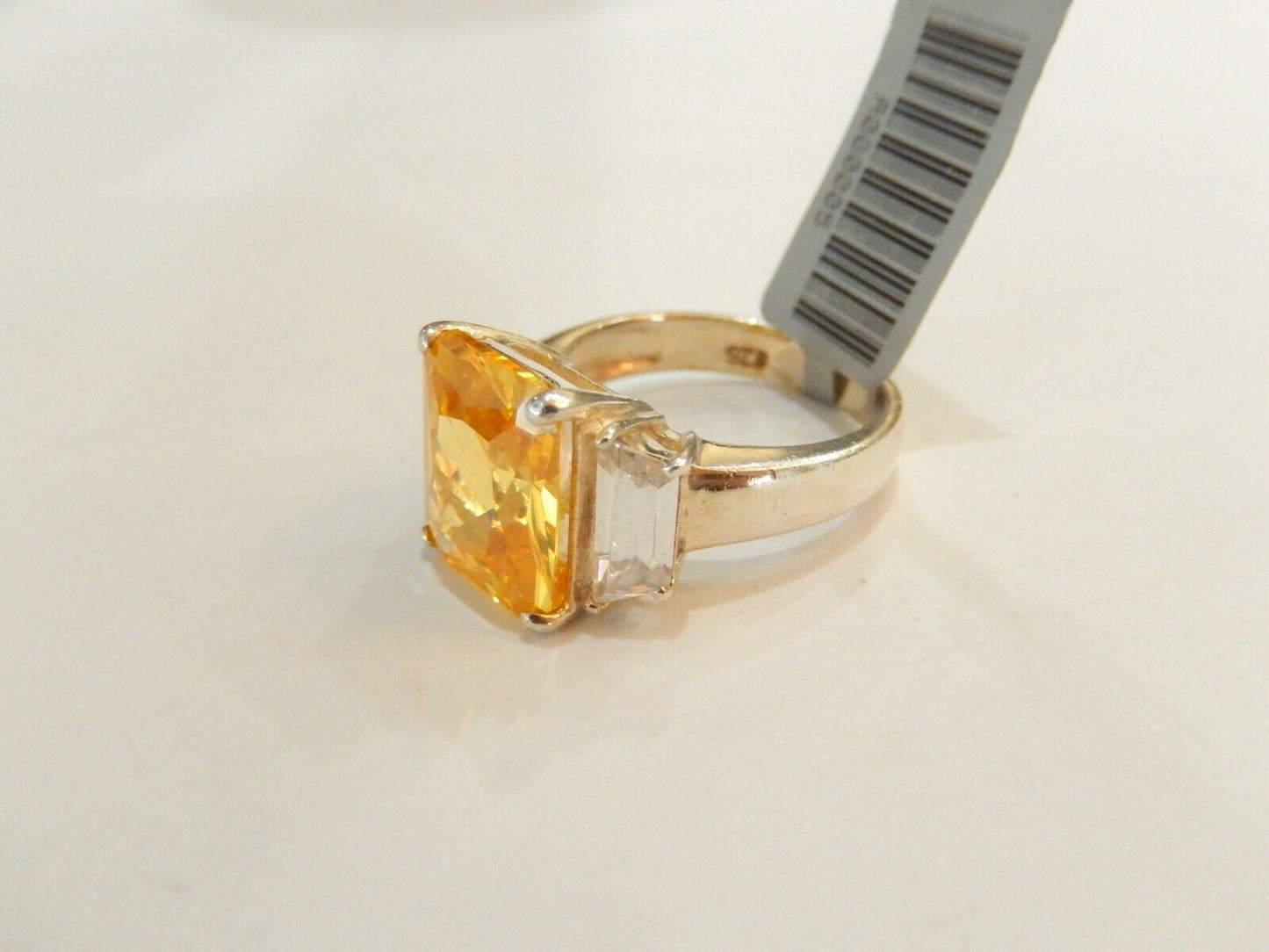 *VINTAGE*  Sterling Silver 5.0 CT Citrine  and CZ Ring  Size 6.5