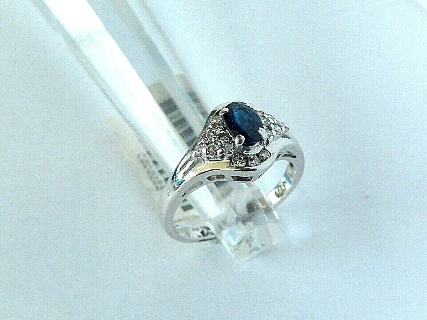 Ladies 14K White Gold Blue Sapphire & Diamond Ring Size 6.75