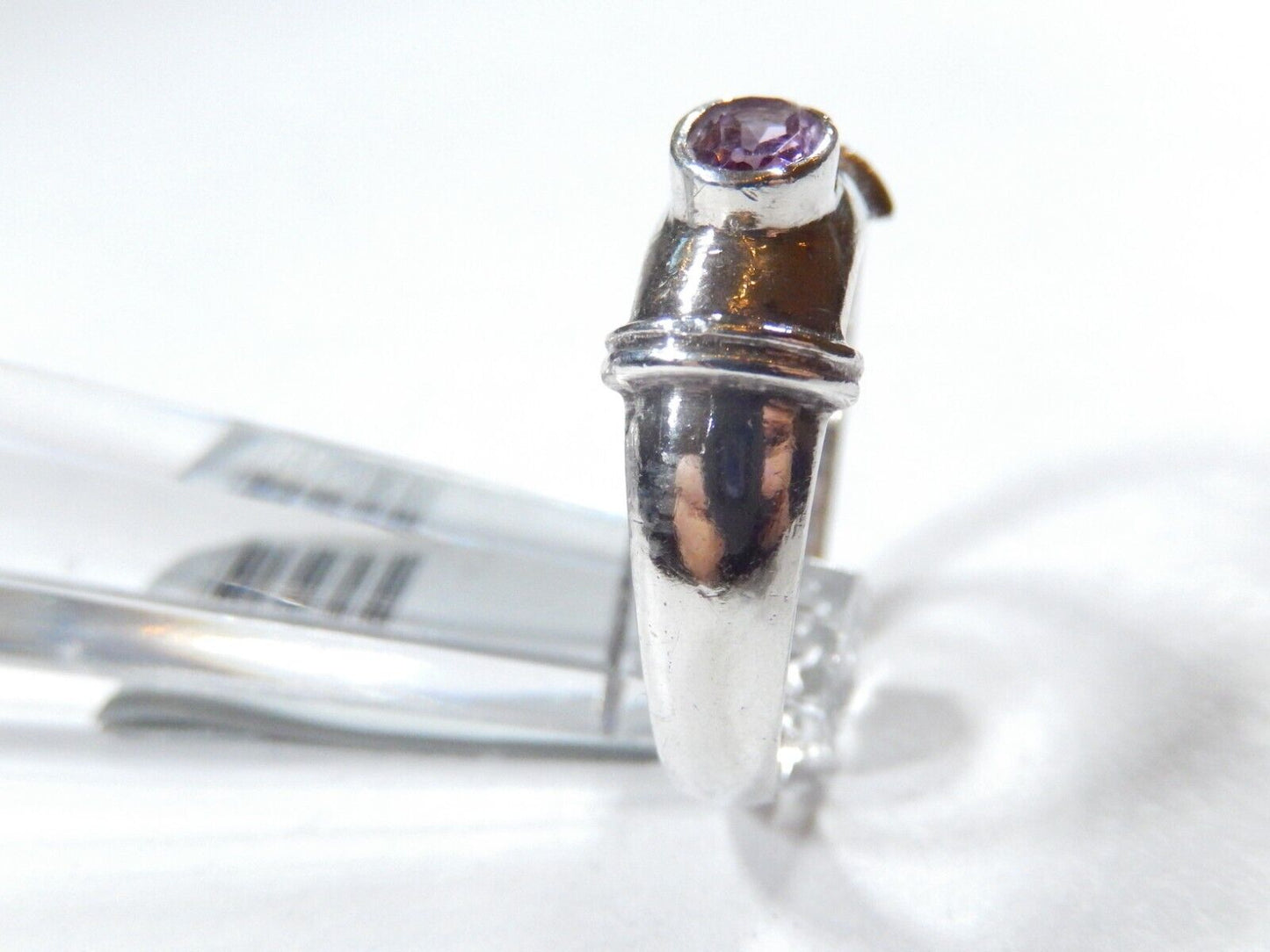 *VINTAGE* WOMENS MODERN STYLE CLASSY OVAL AMETHYST STERLING SILVER RING Sz 8