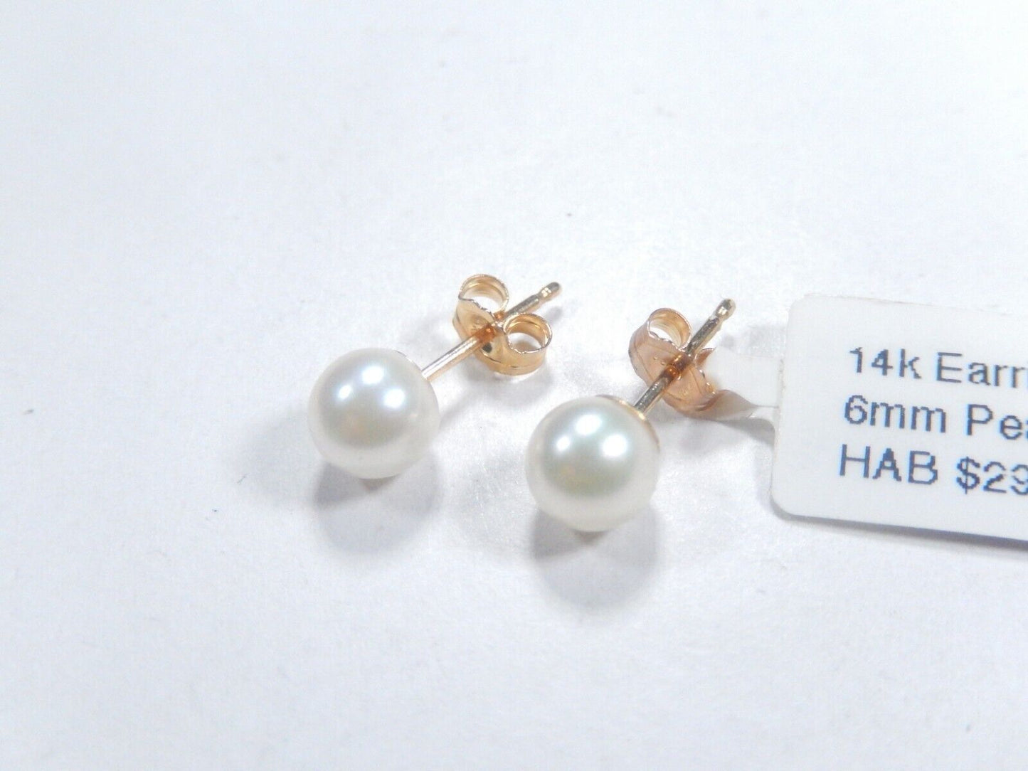 14K Yellow Gold 6mm Cultured Genuine Pearl Ear Studs