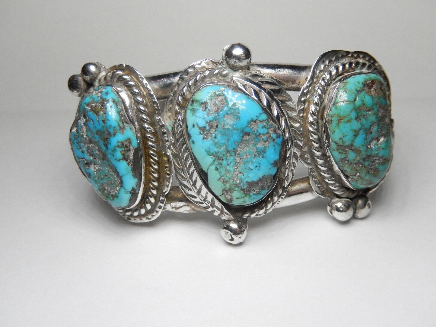 VINTAGE HEAVY LARGE SOUTHWEST STERLING SILVER TURQUOISE CUFF BANGLE BRACELET