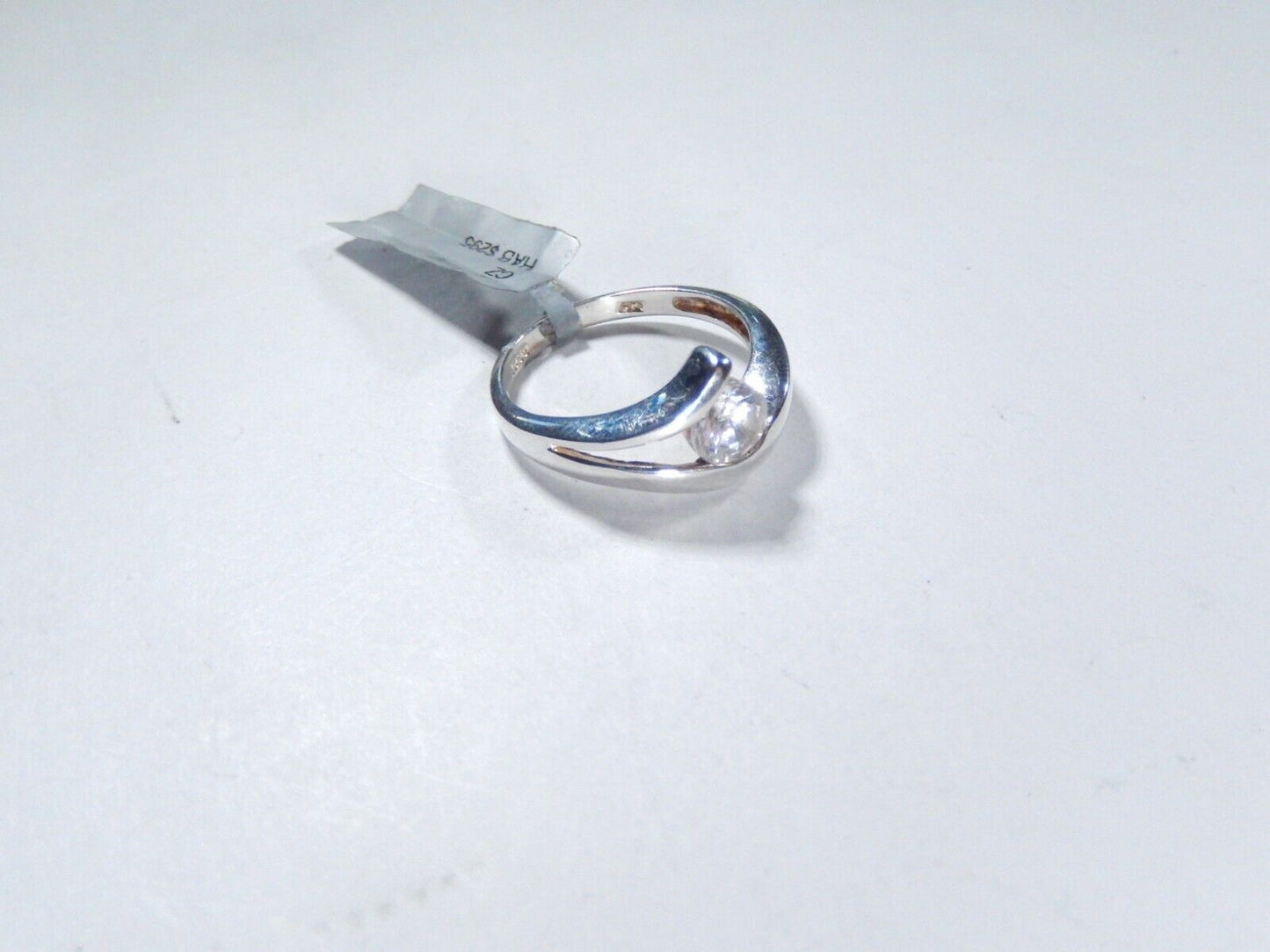 *VINTAGE*  Sterling Silver .75CT CZ Solitaire Band Bypass Crossover Ring Size 8