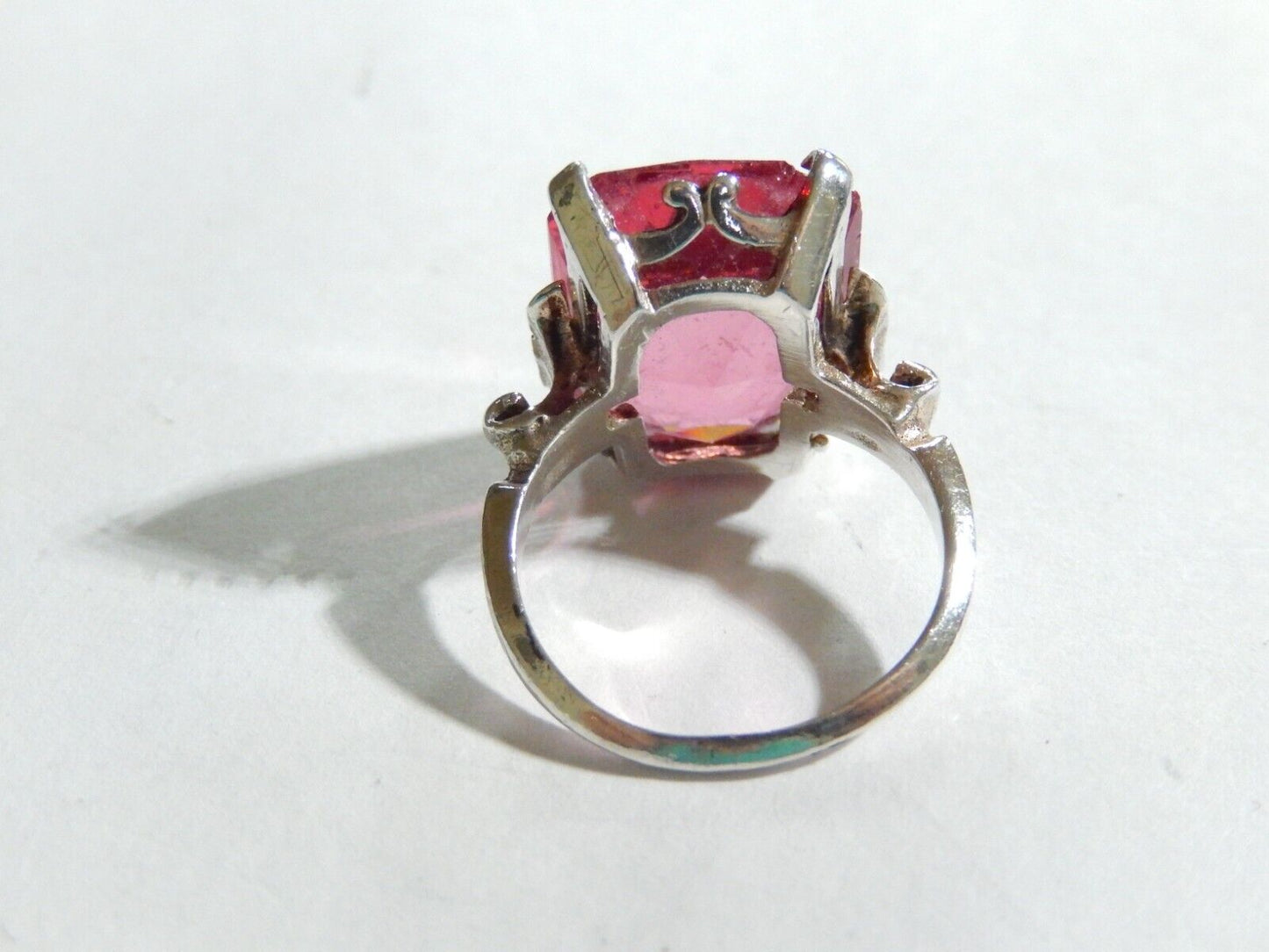 *VINTAGE* Sterling Silver 18mm x 13mm -20CT-Ruby Simulated Solitaire Ring Sz6.25