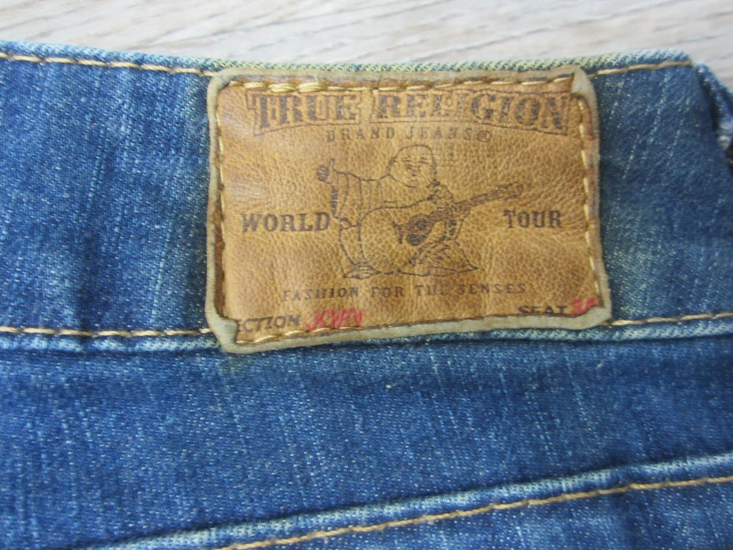 AUTHENTIC Nice Pre Owned Ladies True Religion Joey Jeans Size 28 x 33 Inseam