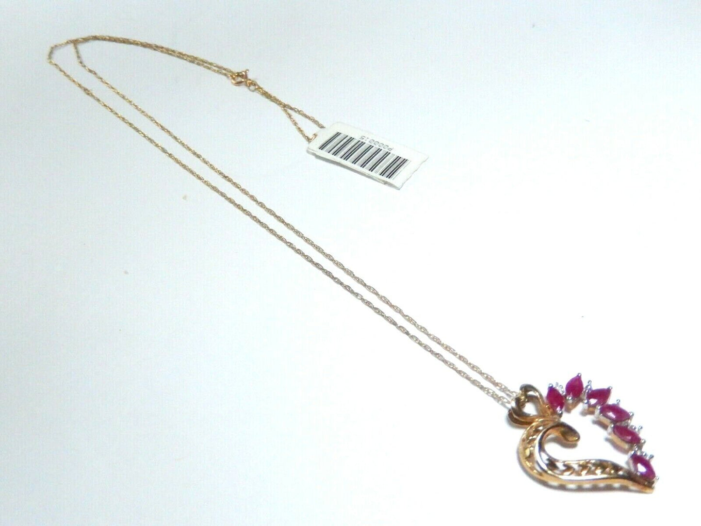 *VINTAGE*  10k Yellow Gold  Ruby And Diamond Heart Pendant with 18" 10K YG Chain