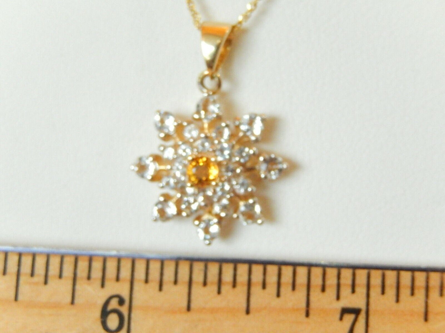 *VINTAGE*  14K Yellow Gold 18" Starburst Pendant  Simulanted Diamond Necklace