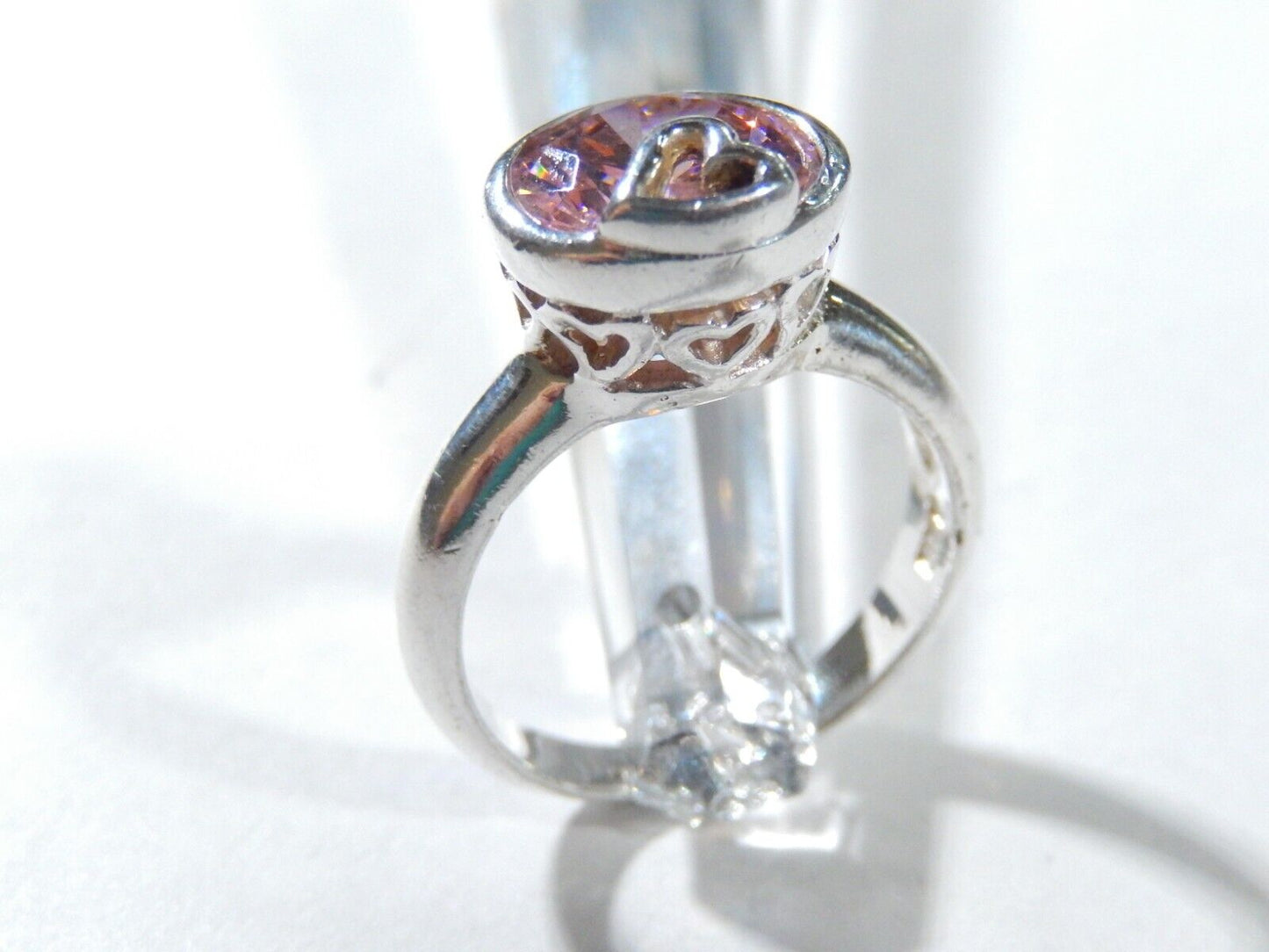 BEAUTIFUL VINTAGE  STERLING SILVER PINK CZ HEART RING SIZE 8