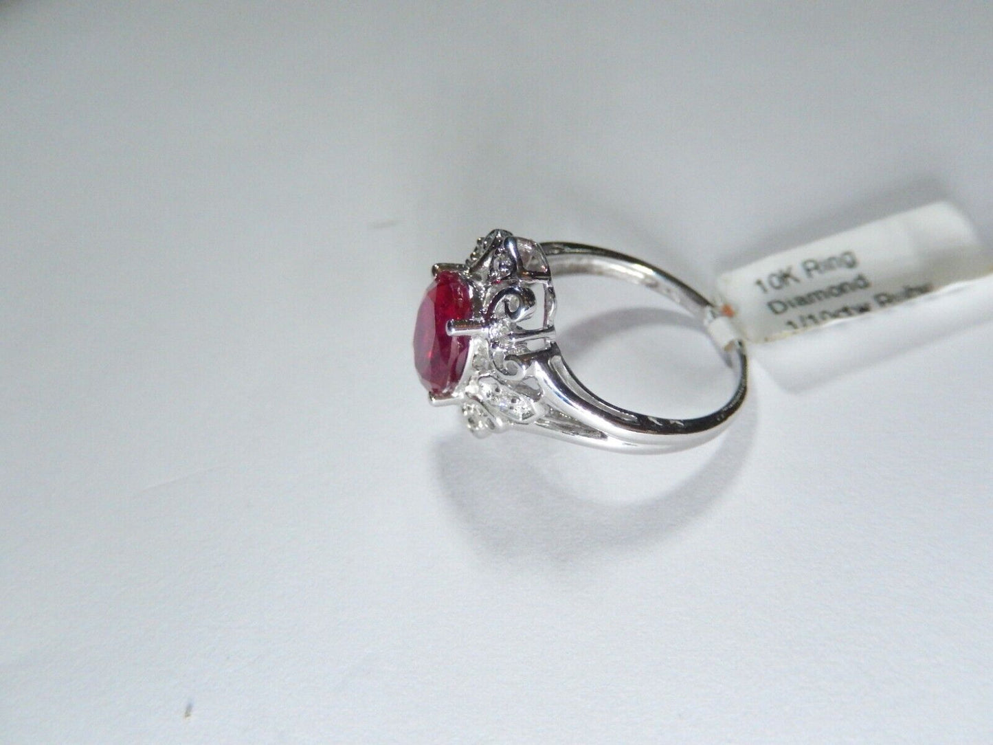 *NWT* 10k White Gold Lab Created 2.00 CT Oval Ruby and Diamond Halo Ring Sz 6.5