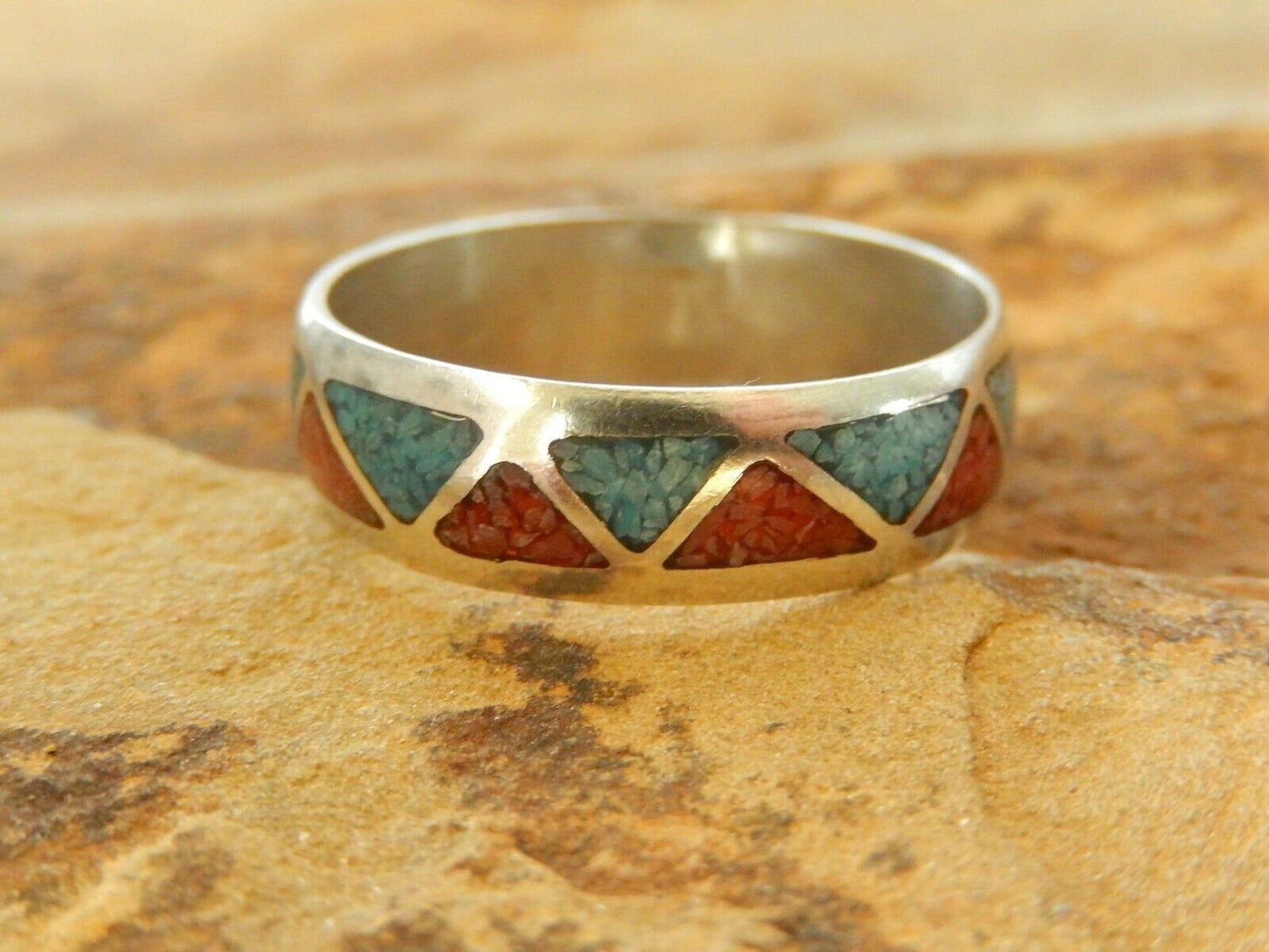 *VINTAGE*  STERLING SILVER NATIVE AMER.  CORAL TURQUOISE INLAID  BAND RING