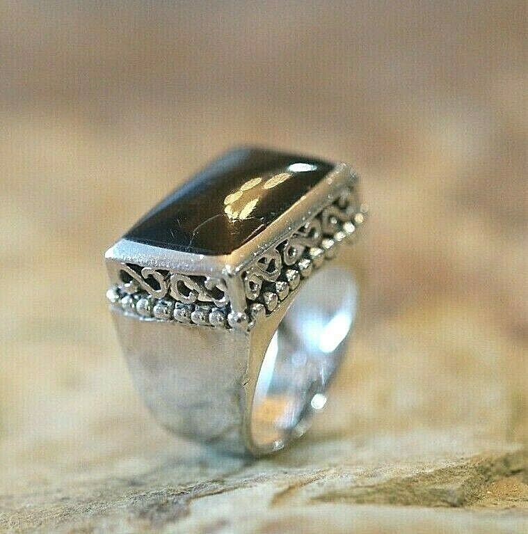 *VINTAGE* Large 925 Sterling Silver  Black Onyx Square Filigree Trim Ring Size 6