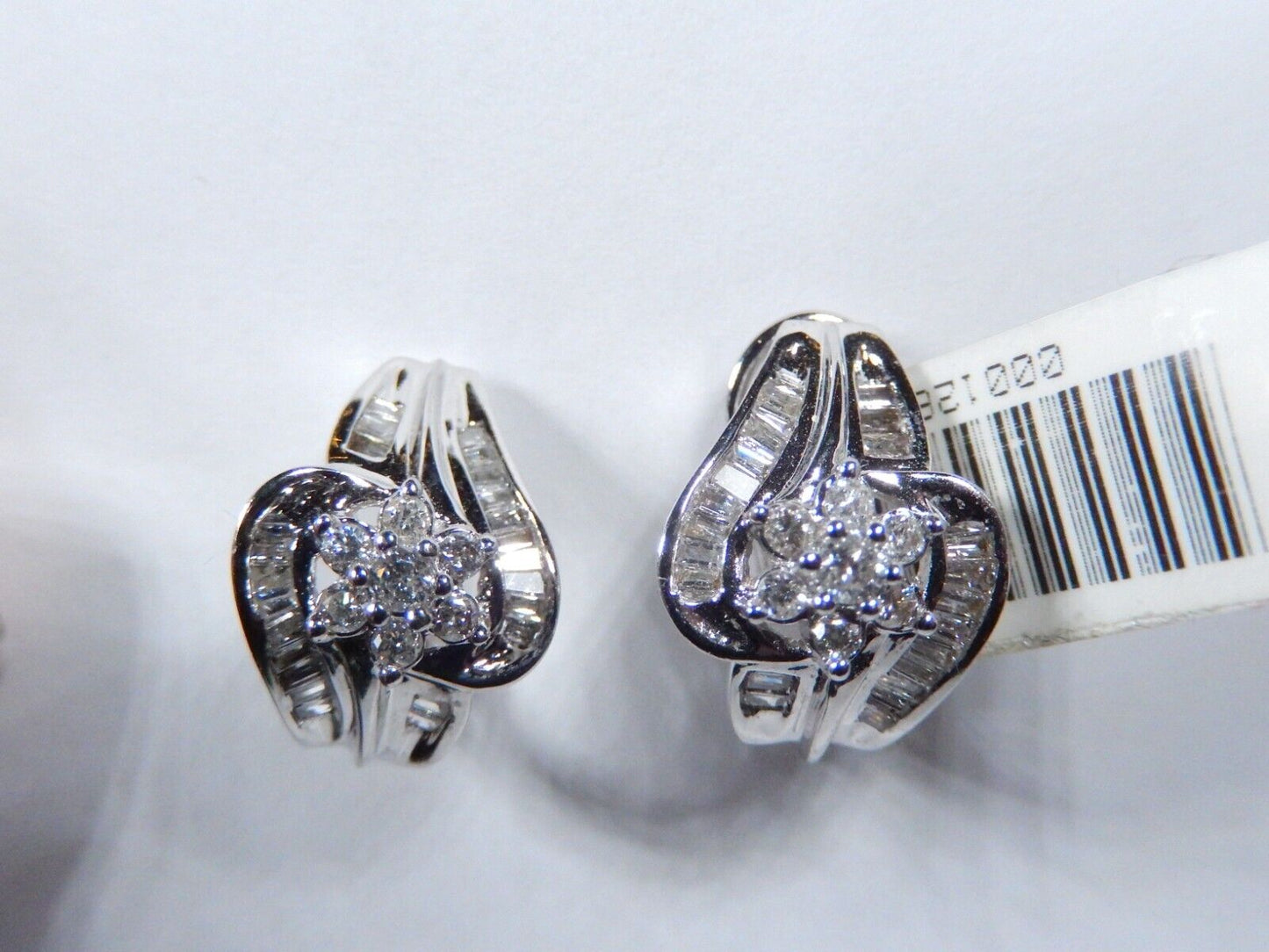 *NWT*  HIGH END 1ct Natural VS Diamond  Earrings 14K White Gold w French Clips