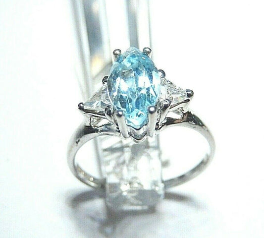 *NWT* 10K White Gold 1.00ct Marquise Blue Topaz & White Topaz Solitaire Ring 6.5