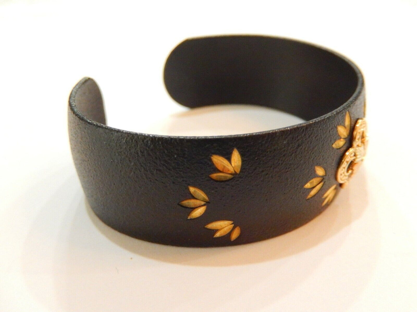 *NEW* 14K Solid  Tri-Color Gold Accents Black Textured Metal Bangle Bracelet