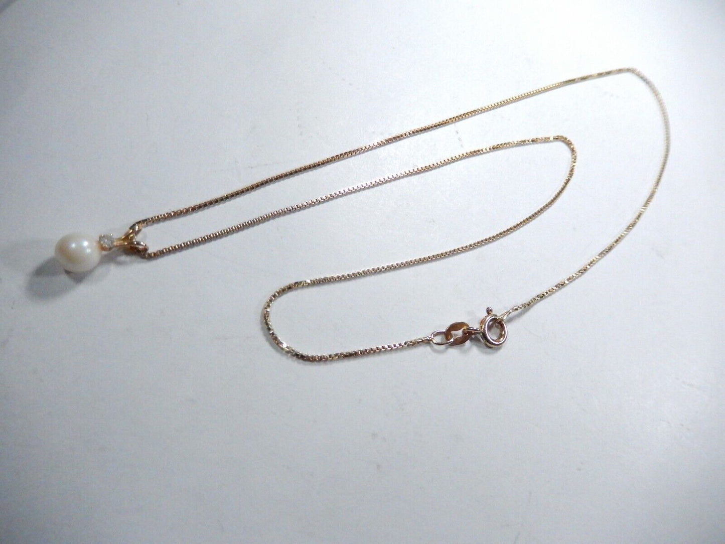 14k Yellow Gold 5.75mm Cultured Pearl & Diamond Pendant w'18"chain
