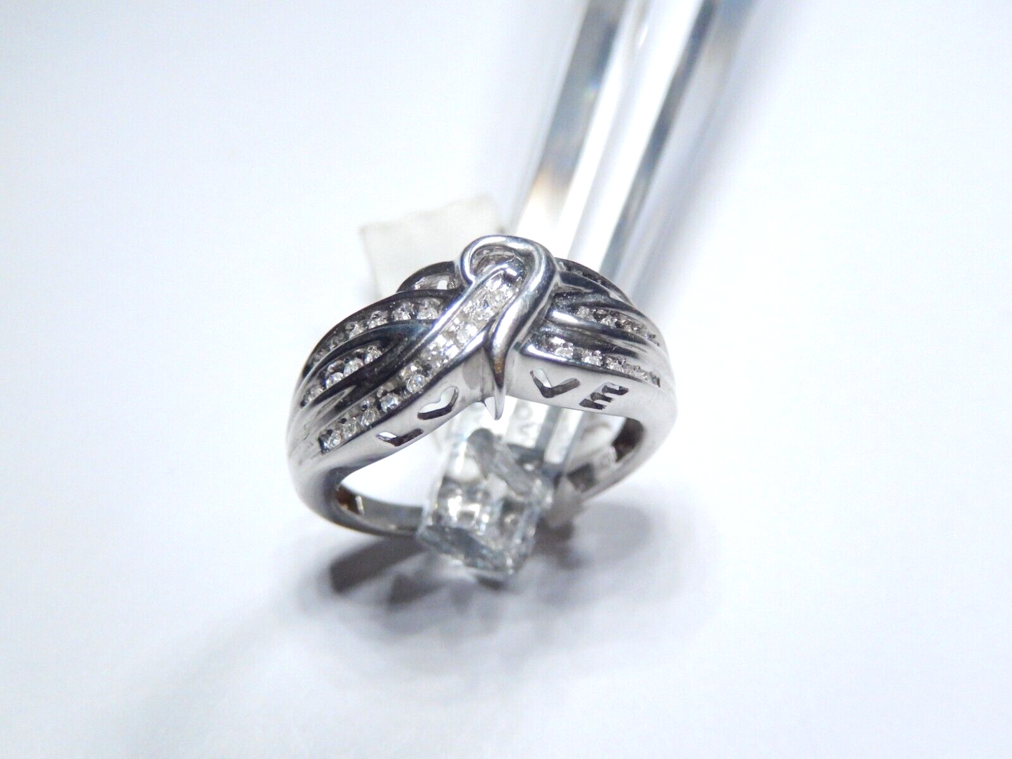 *VINTAGE* 10k White Gold  1/3 CT  Natural Diamond *LOVE* Cutout Band Size 7.5
