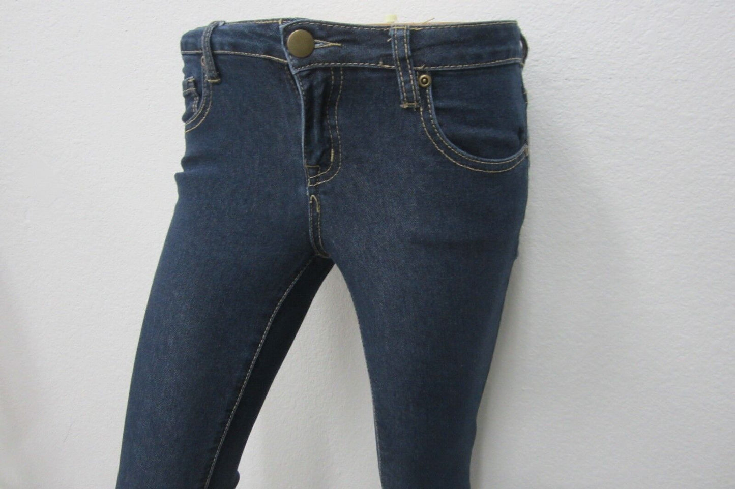 *VERY NICE*   Women’s Forever 21 Dark Stretch Jeans Size 24 x 28L