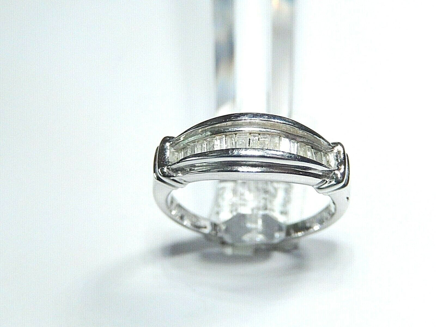 *VINTAGE* 10k Yellow Gold 1/5CT Baguette Diamond "MOM" Ring Size 7.25