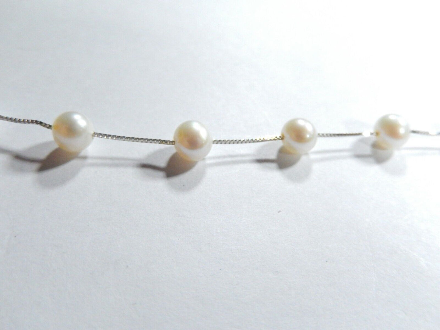 *VINTAGE*  14K White Gold Box Chain Necklace with 23 White 6 mm Pearls 16"length