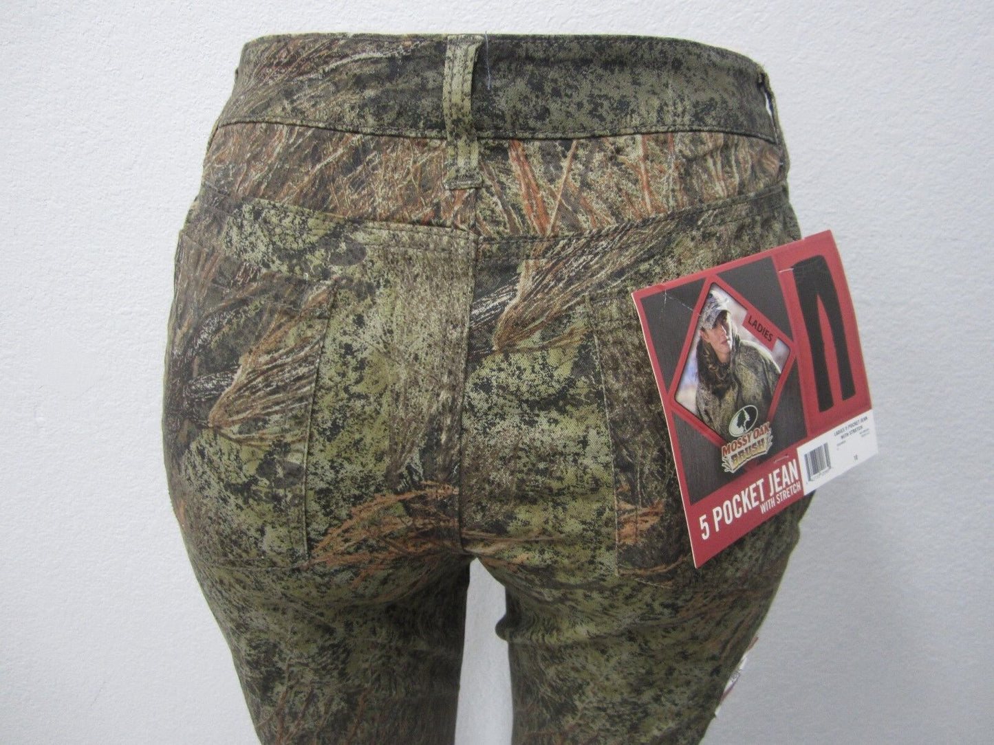 NWT Mossy Oak Brush 5 Pocket Camo Jeans with Stretch Women's Pants Size 18