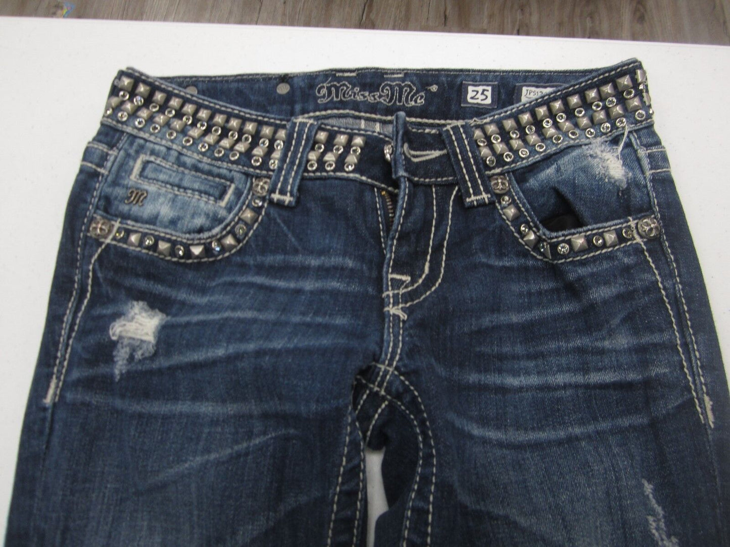 Miss Me 25 Distressed Skinny Jeans Bling Silvertone Stud Belt Embellish JP5130S4