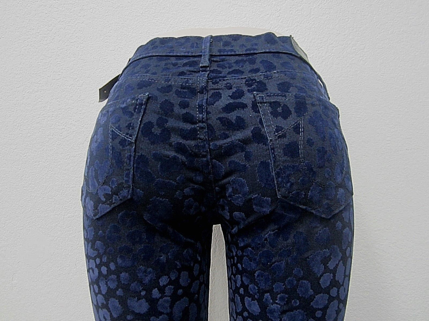 AUTHENTIC True Religion Women's Halle Super Skinny Stretch Blue SpotVelvet Jeans