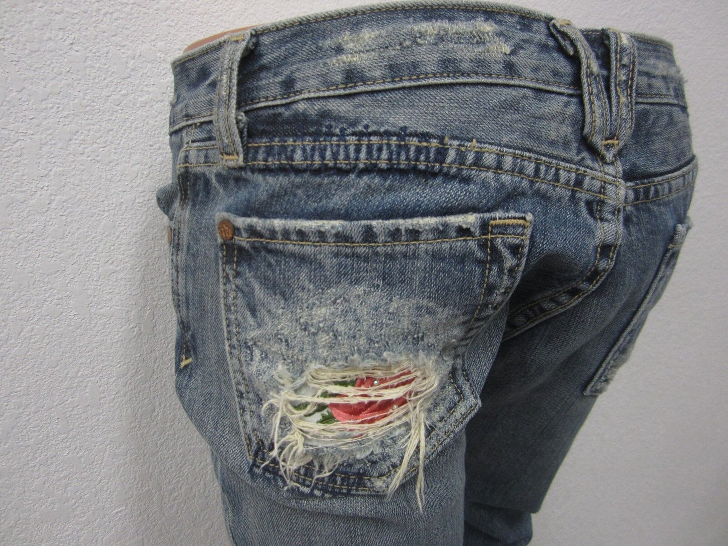 NICEMISS ME JP4152F Denim Embroidery Holes Patchwork Flowers Flare Jeans 26 x 33