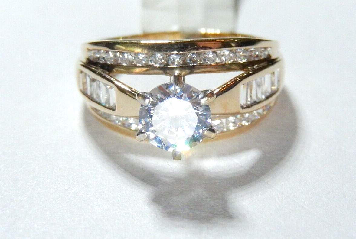 *NWT*  10k Yellow Gold 1.50 CT CZ Pretty Engagement Ring Sz 7.25