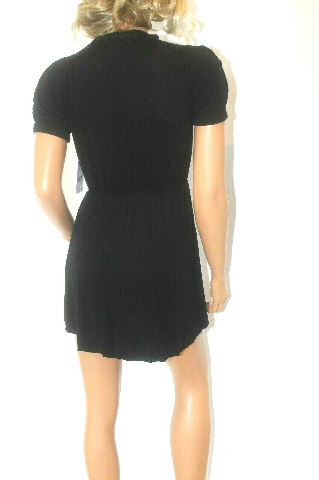 *NWT* $68. Free People Black Women's  V-Neck Sheath Short Dress Size Small