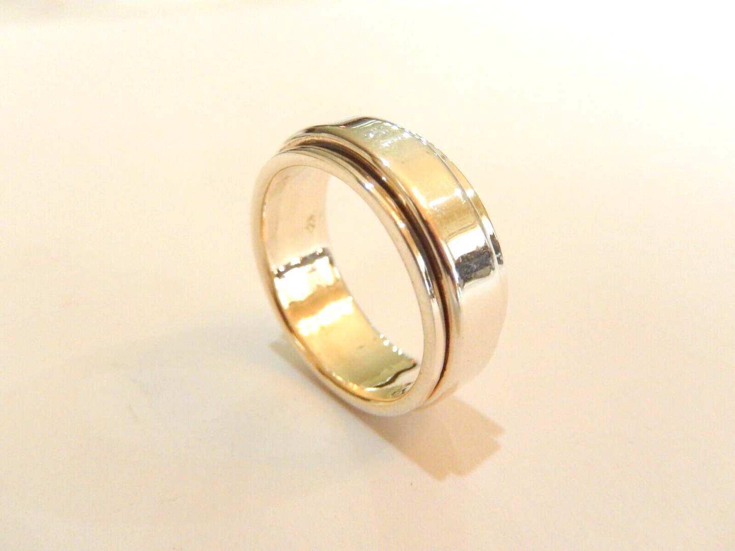 *VINTAGE*  8.25mm Wide  Sterling Silver Spinner Polished Band Ring Size 10.5