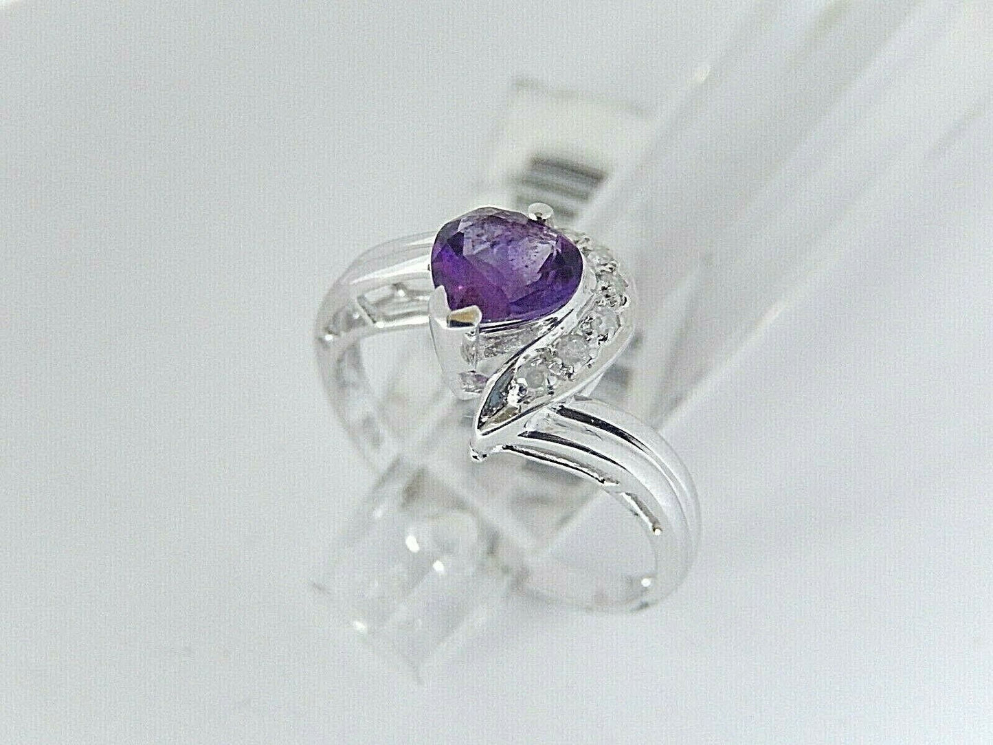 14K White Gold Heart Shape Amethyst & Diamond Ring .75 Carats Size 6.75