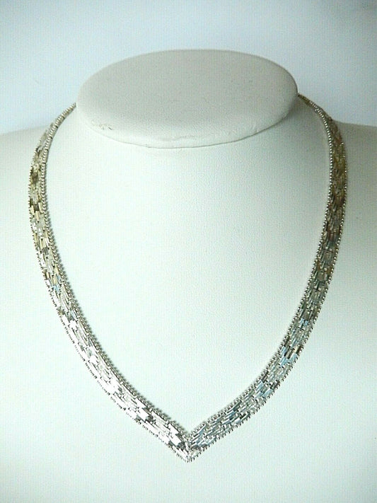 *VINTAGE* 925 Sterling Silver 7mm Wide Italy 16" V-Shaped Mesh Necklace - MINT