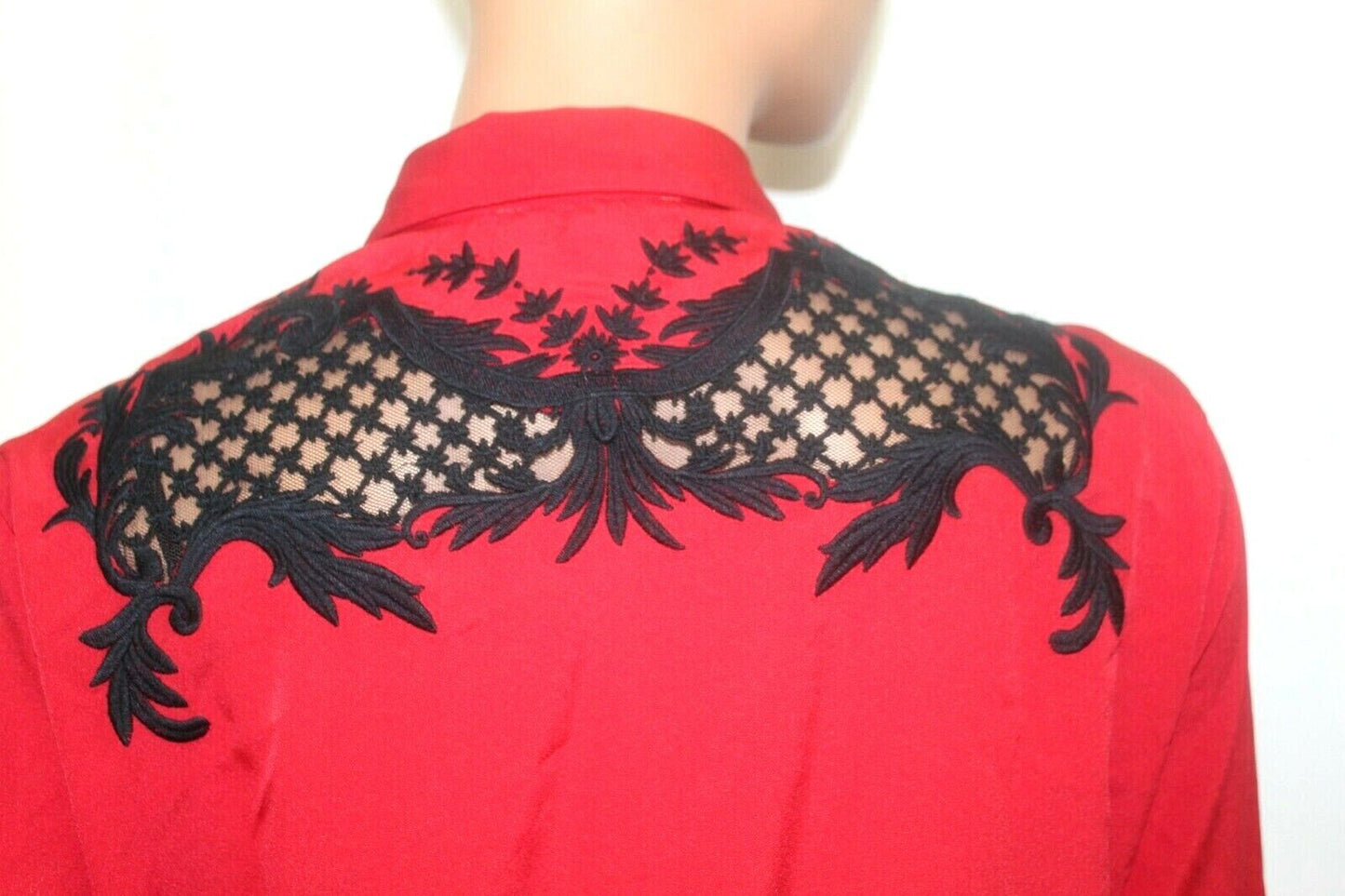 Gianni Bini Womens  Red Top  Black  Lace Embroidered Boho Festival CUTE Sz Med