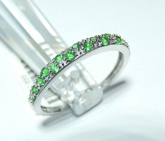 *NWT* 14k White Gold 1/5CT Round Cut Natural Emerald 3mm Wedding Band Ring Sz 9