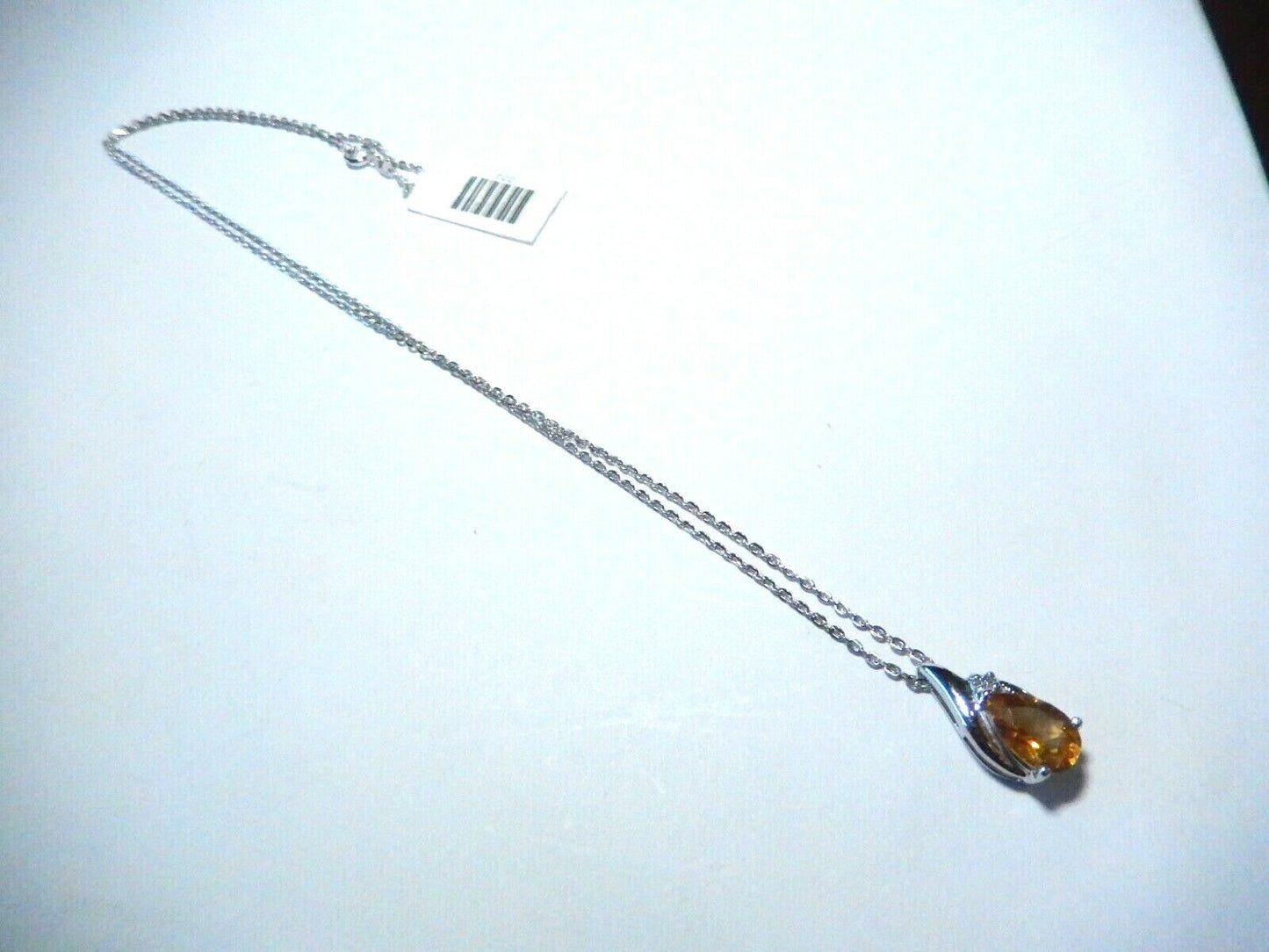 *NWT* 14k White Gold 1.00 CT Pear Citrine And Diamond Pendant with 18" Chain