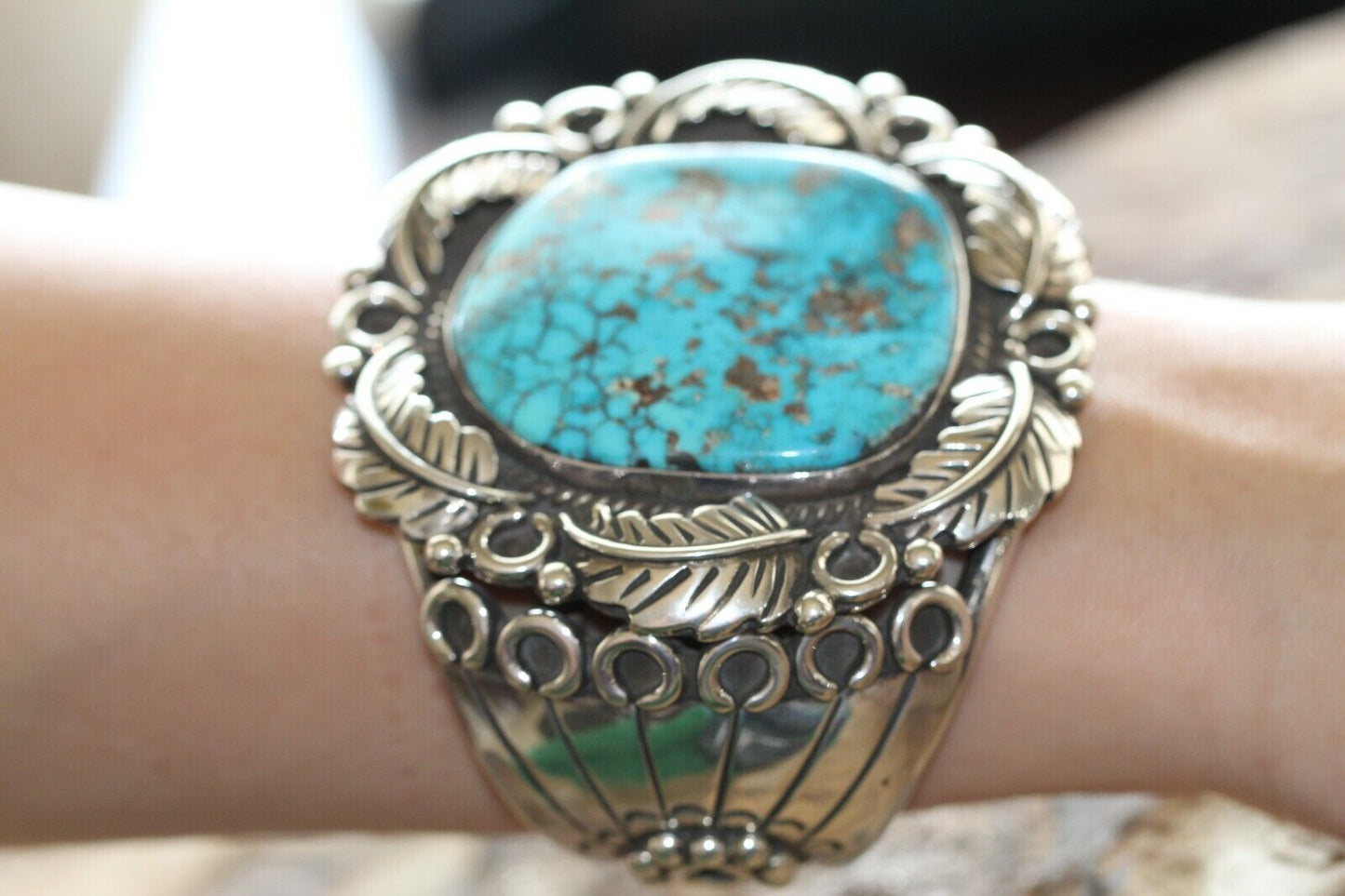 NAVAJO SIGNED FG 925 SILVER HUGE TURQUOISE HEAVY 224 GR CEREMONIAL CUFF BRACELET