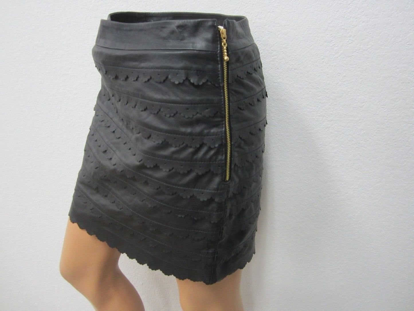 RARE NWT  LEIFSDOTTIR Women's Genuine Leaher Black Perf Designer Skirt Size 2