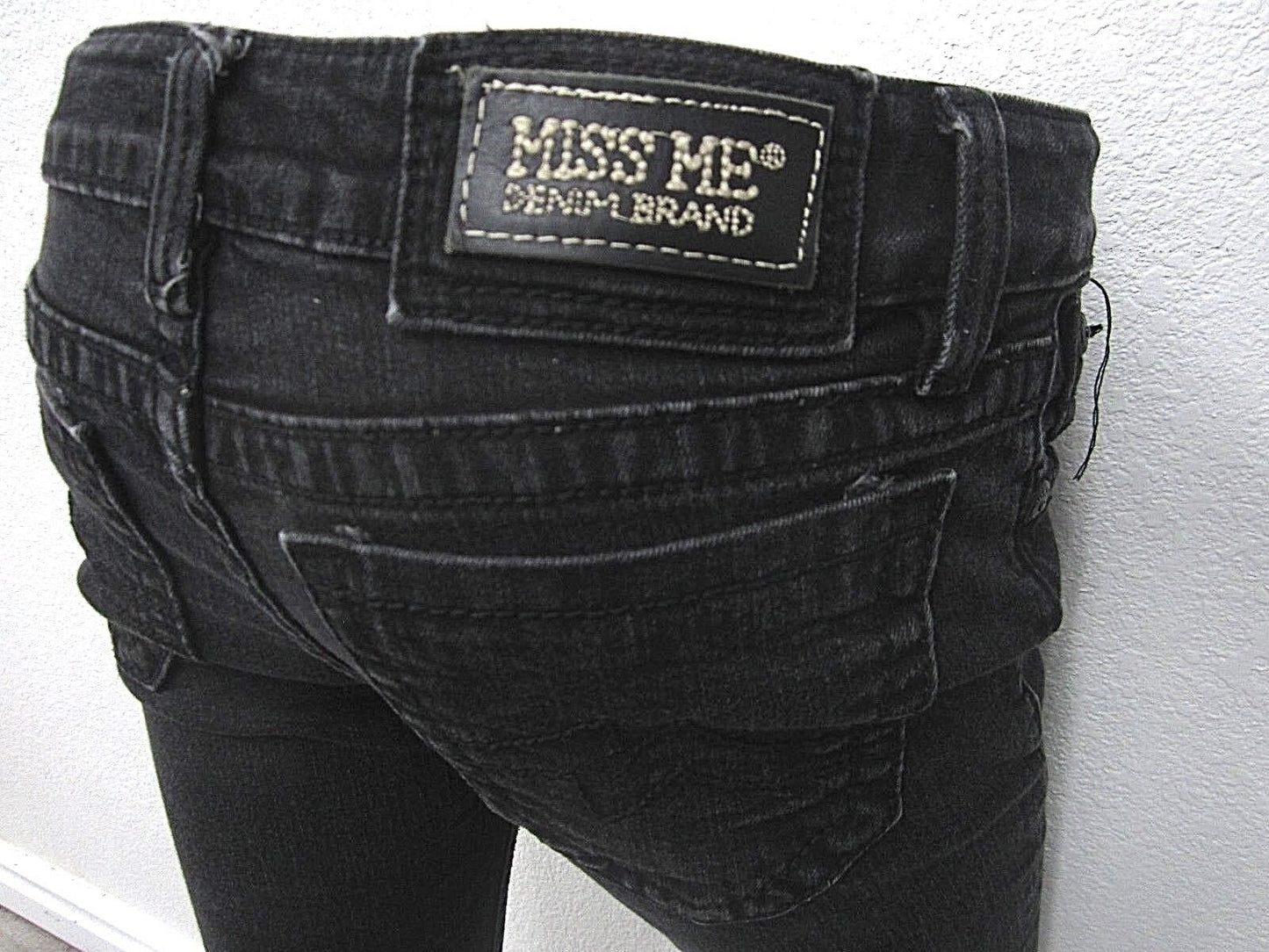 MINT MISS ME Women’s Black Skinny Jeans Griffith Park Style JPD1003SK-4 Sz 28x28