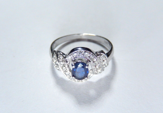 *NWT* 14k White Gold  Natural Oval Sapphire and VS Diamond Halo Ring Sz 6.75