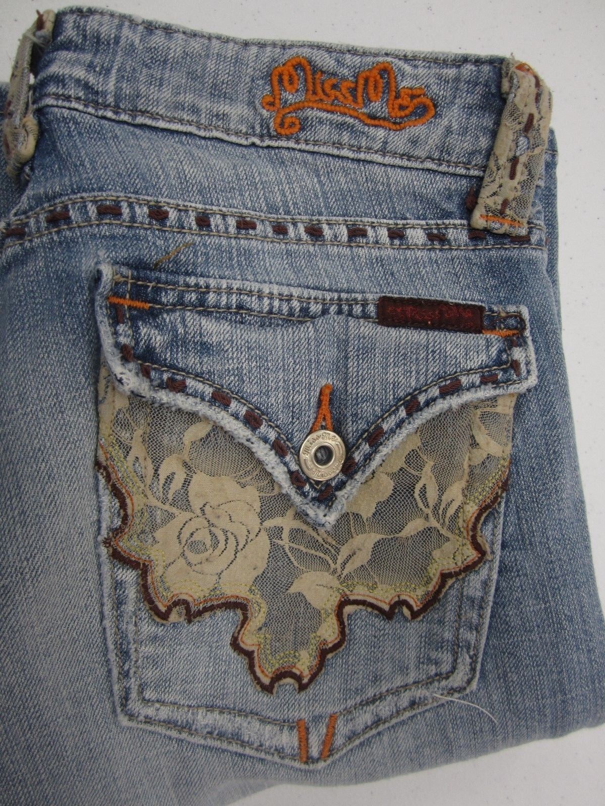 VERY NICE Miss Me JP4292 Light Lace Floral Rose Flap Pockets Jeans 26 X 32