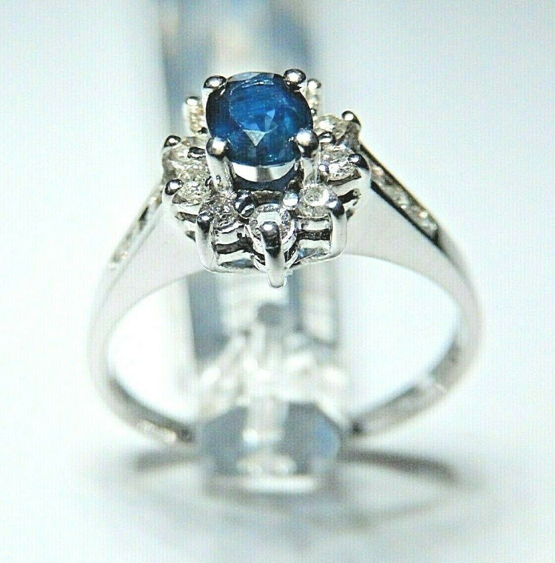 *NWT* 14K White Gold Natural Solitaire Sapphire and VS Diamond Halo Ring Sz 6.25