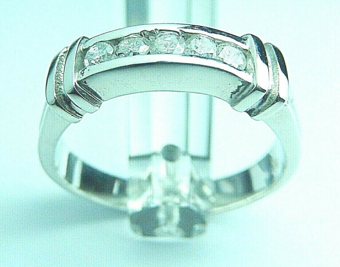 Mens/Ladies 10K White Gold .25ct Diamond Wedding Band Channel Set Ring Sz 9.5