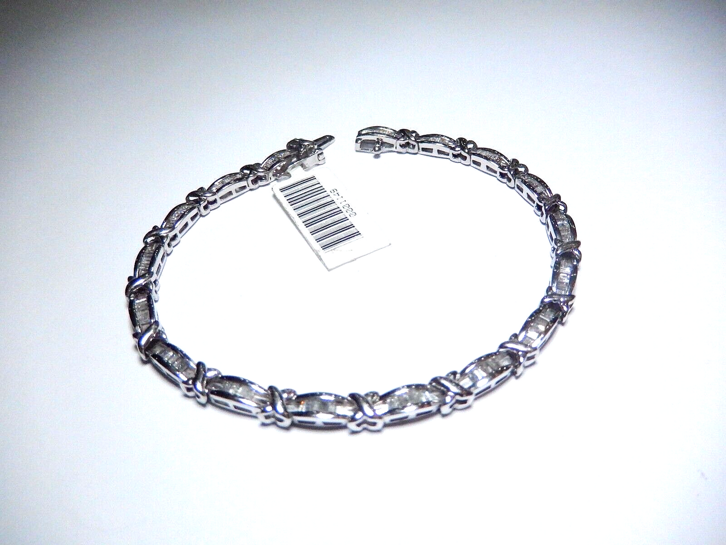 *VINTAGE*  10K White  Gold 1.00 CT Tapered Baguette "X"  Link 7'' Bracelet