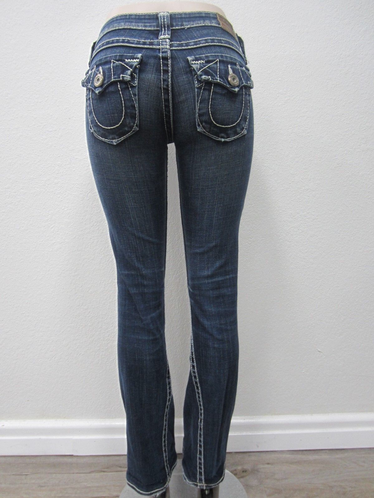 AUTHENTIC NICE True Religion Leather Tag World Tour Womens  Jeans Tag 28 X  31
