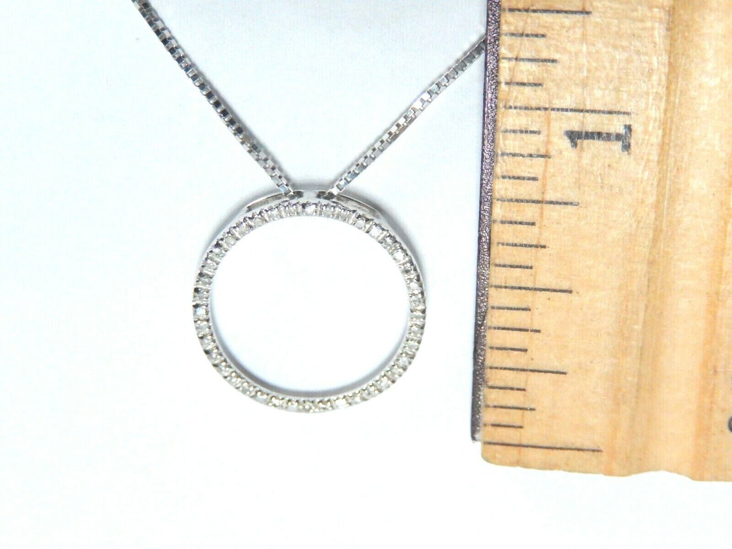 *NWT*  10K White Gold Circle of Life 1/5CT Diamond Pendant w/18" 10K WG Chain