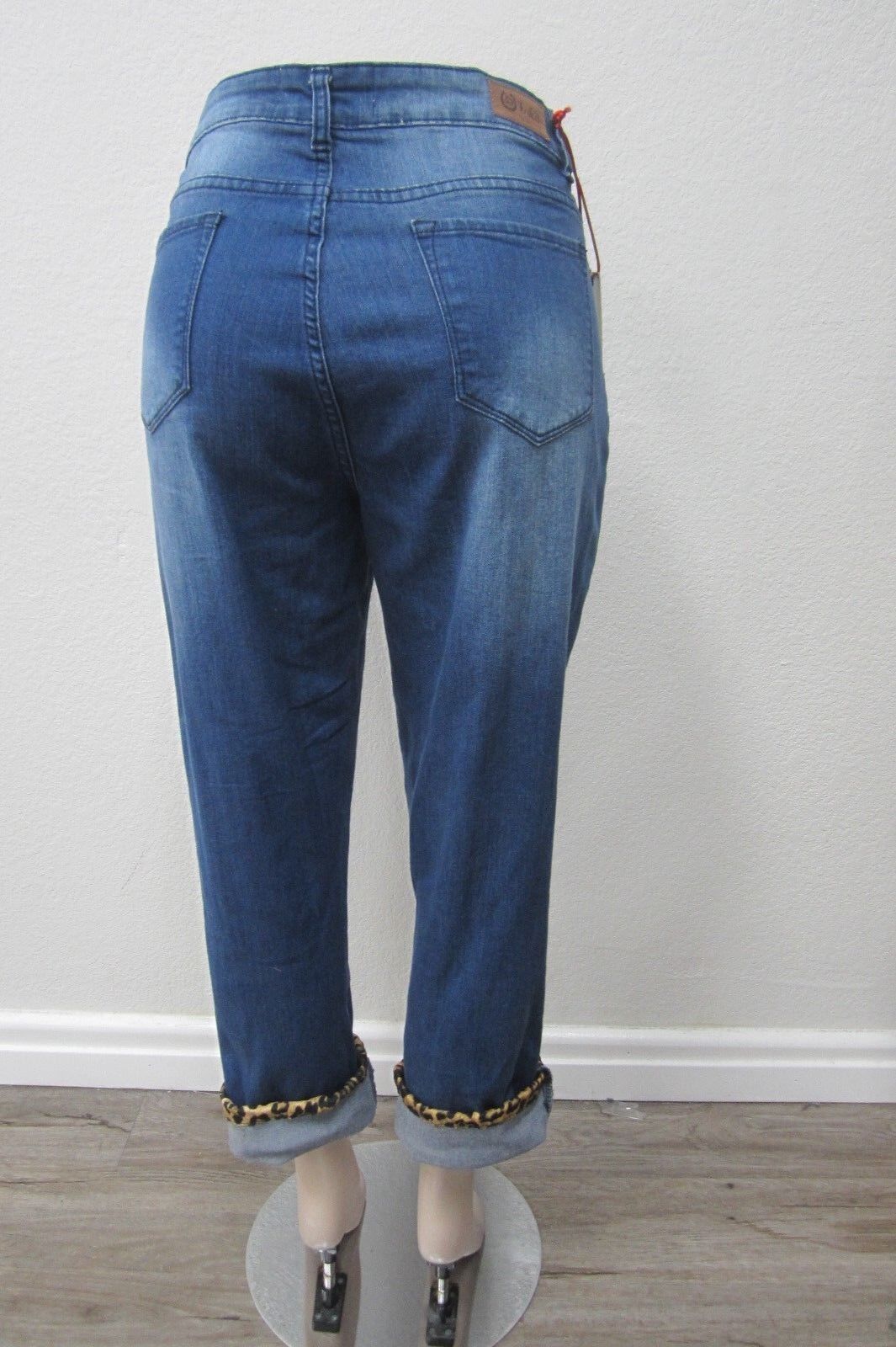 *NWT*  L&B Lucky and Blessed Womens Destroyed Denim Jeans Size 16 x 27L