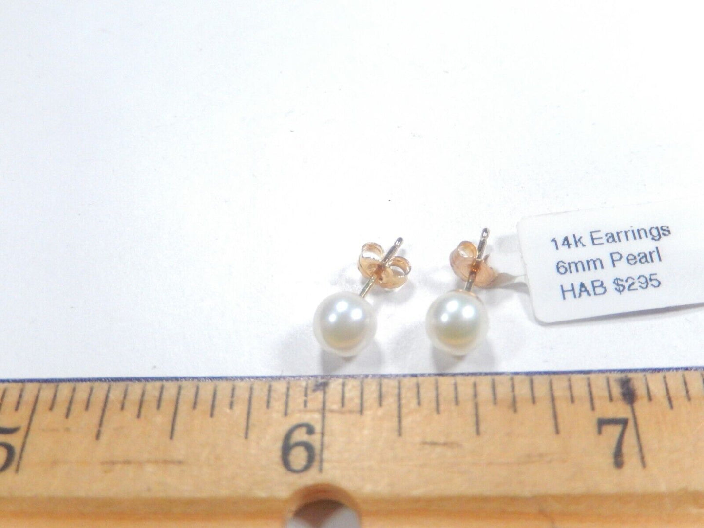 14K Yellow Gold 6mm Cultured Genuine Pearl Ear Studs