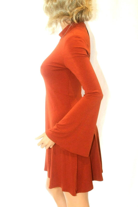 *NWT* $88.  BCBGeneration Long Bell Sleeve Auburn Stretch Dress  Size XS "CUTE"