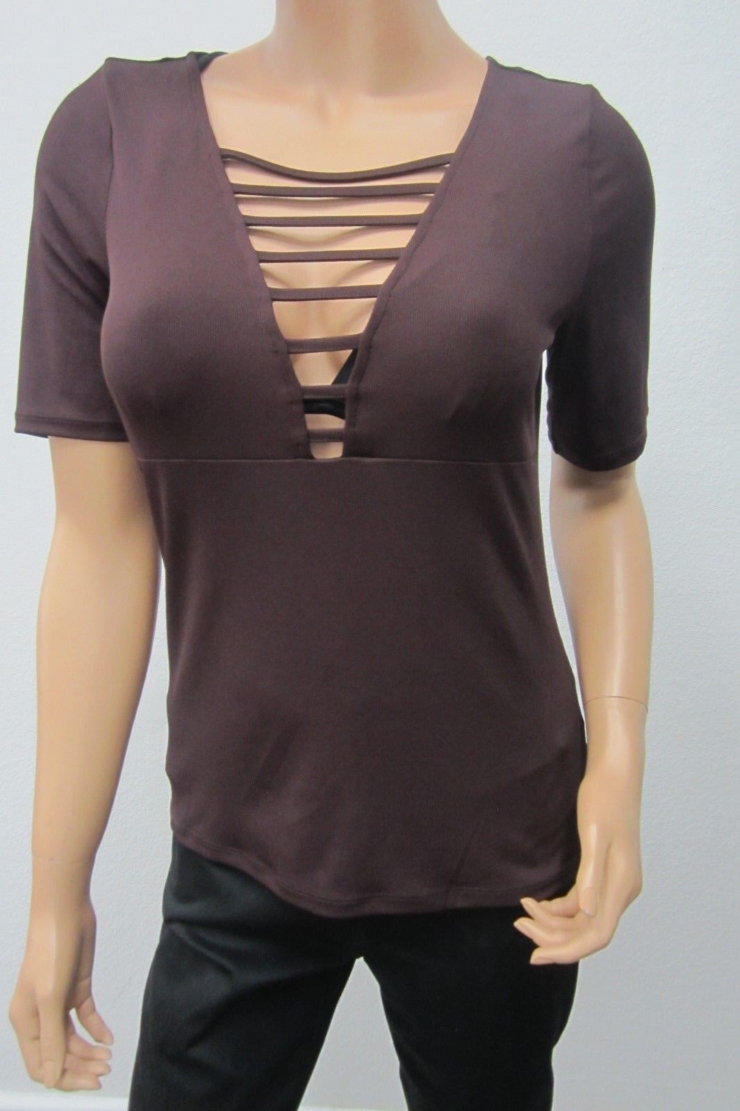 *NWT* H & M Women's SEXY CUTE Short Sleeve Burgandy Casual Top Size Medium