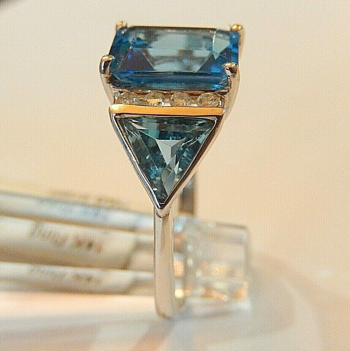 *STUNNING*  14K White Gold 4.50 Ct  Blue Topaz & Diamond 3 Stone  Ring Sz 9.5